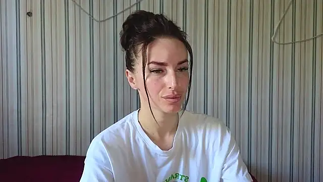 xx adrihanna xx online show from 30, 6, 2026