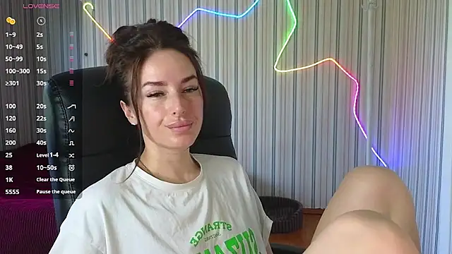 xx adrihanna xx online show from 2, 7, 2026