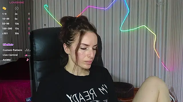 xx adrihanna xx online show from 14, 7, 2026