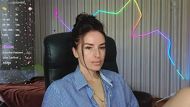 xx adrihanna xx online show from 16, 7, 2026