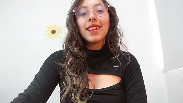 Snapshot of kute_Aliz chatting on 18, 12, 2024 kute Aliz online show from 18, 12, 2024