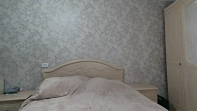 Alexandra Meow online show from 5, 3, 2025