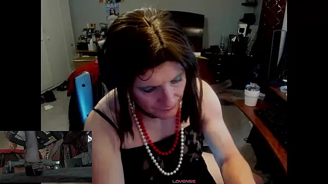 CharlotteAshton online show from 28, 7, 2026