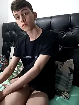 Snapshot of Norehg chatting on 2, 2, 2025 Norehg online show from 2, 2, 2025