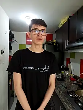 Snapshot of Norehg chatting on 2, 2, 2025 Norehg online show from 2, 2, 2025