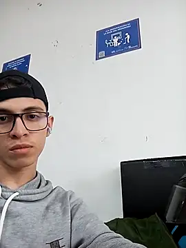 Snapshot of Norehg chatting on 17, 2, 2025 Norehg online show from 17, 2, 2025