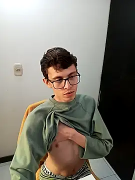 Snapshot of Norehg chatting on 20, 3, 2025 Norehg online show from 20, 3, 2025