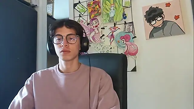 Snapshot of Norehg chatting on 10, 9, 2025 Norehg online show from 10, 9, 2025