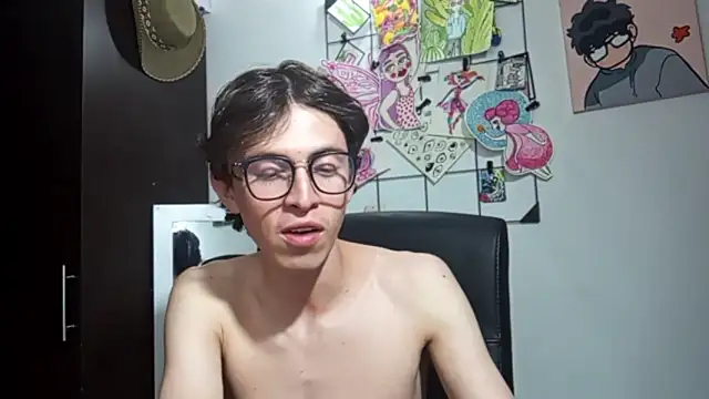 Snapshot of Norehg chatting on 21, 9, 2025 Norehg online show from 21, 9, 2025