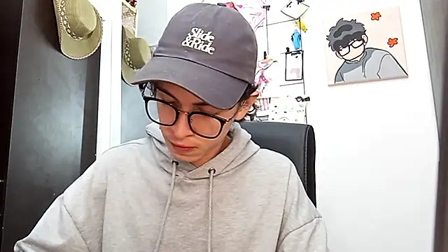 Snapshot of Norehg chatting on 16, 10, 2025 Norehg online show from 16, 10, 2025