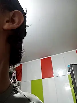 Snapshot of Norehg chatting on 21, 10, 2025 Norehg online show from 21, 10, 2025