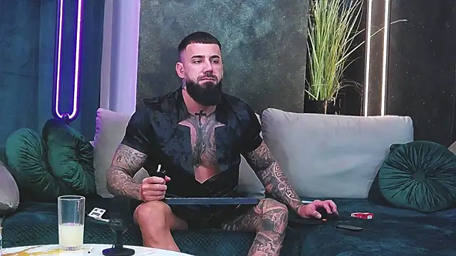 masterkingofmusclee online show from 7, 1, 2025