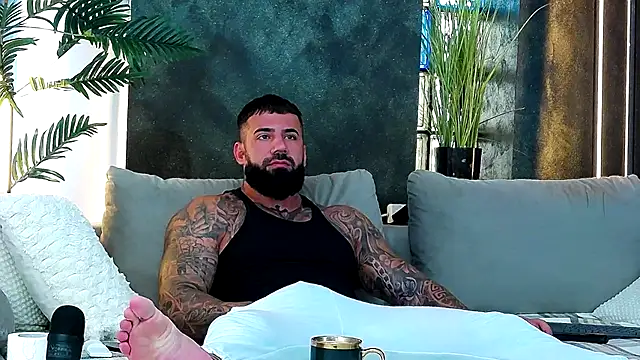 masterkingofmusclee online show from 12, 9, 2025