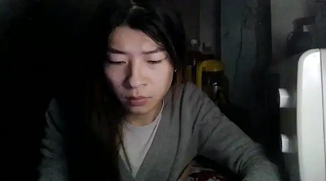 CarlyJoy online show from 25, 1, 2025
