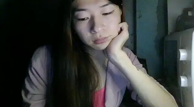 CarlyJoy online show from 1, 2, 2025