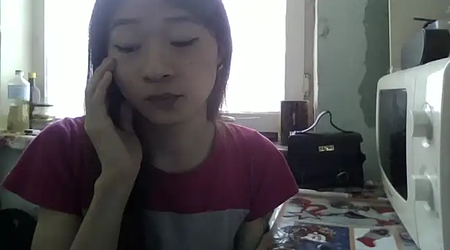 CarlyJoy online show from 15, 2, 2025
