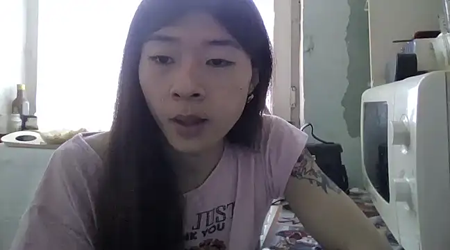 CarlyJoy online show from 20, 3, 2025