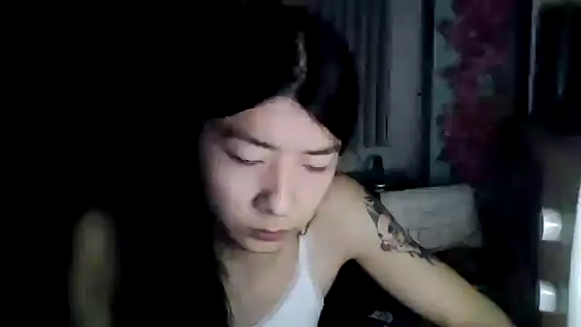 CarlyJoy online show from 25, 4, 2026