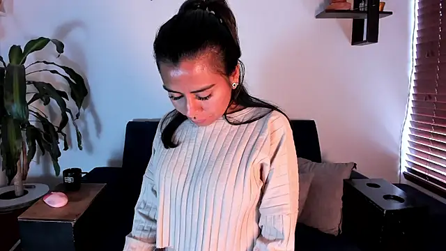 im amber online show from 30, 4, 2026