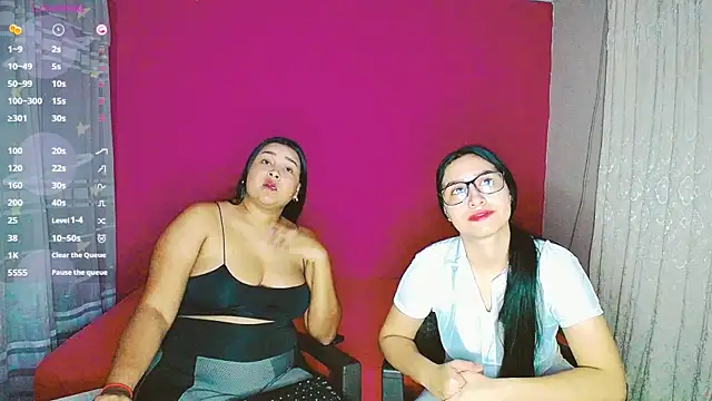 Snapshot of violeta_rous chatting on 11, 3, 2025 violeta rous online show from 11, 3, 2025