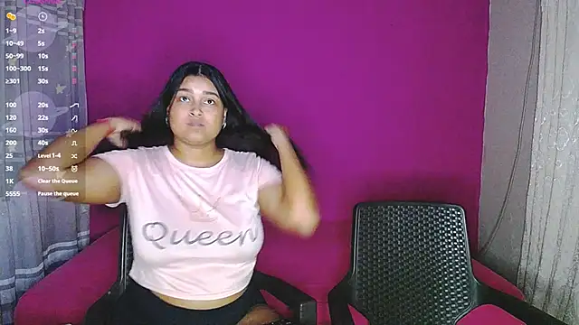 Snapshot of violeta_rous chatting on 12, 3, 2025 violeta rous online show from 12, 3, 2025