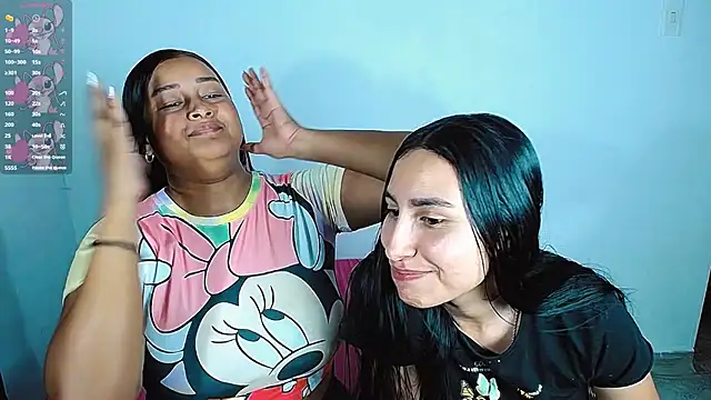 Snapshot of violeta_rous chatting on 5, 10, 2025 violeta rous online show from 5, 10, 2025