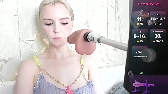 Kaya Devis online show from 29, 4, 2026