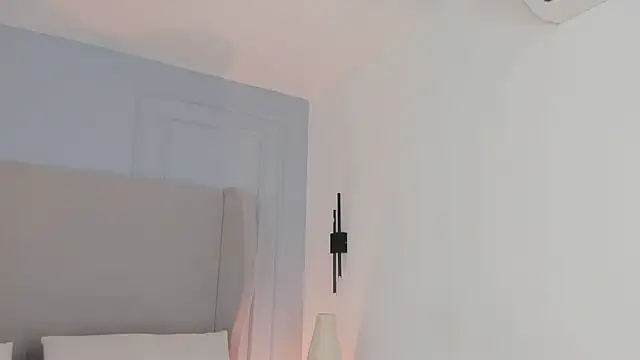 chloe d online show from 5, 6, 2026