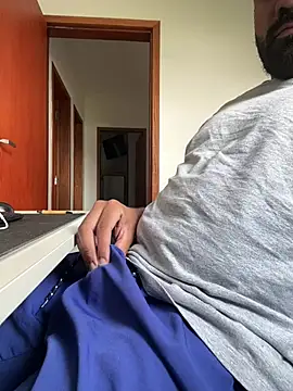 Snapshot of Tintola chatting on 15, 1, 2026 Tintola online show from 15, 1, 2026