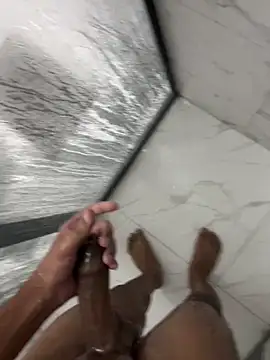 Snapshot of Tintola chatting on 9, 2, 2026 Tintola online show from 9, 2, 2026