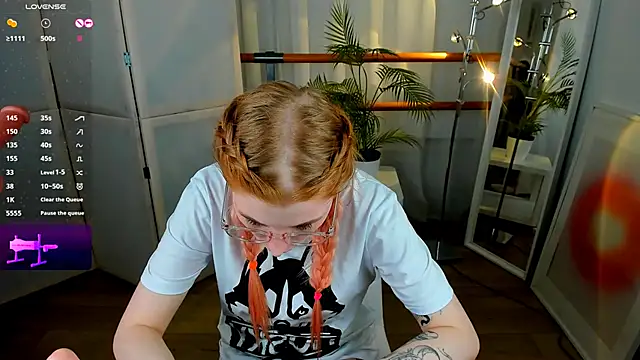 Snapshot of Mira__Blush chatting on 23, 1, 2025 Mira  Blush online show from 23, 1, 2025