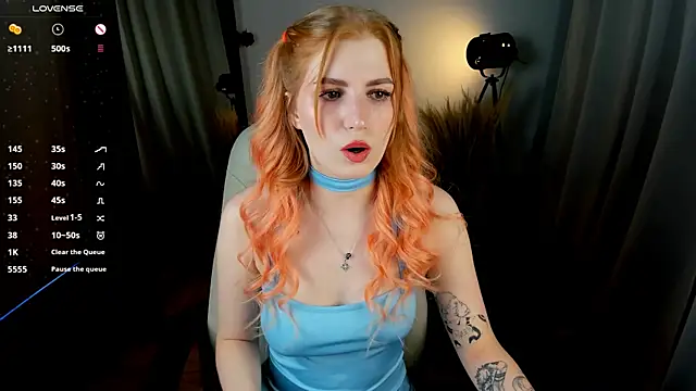 Snapshot of Mira__Blush chatting on 15, 2, 2025 Mira  Blush online show from 15, 2, 2025