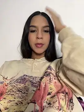 halley5  online show from 15, 10, 2025