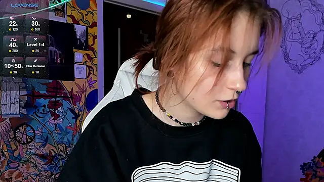 Sunny Mouse  online show from 18, 12, 2024