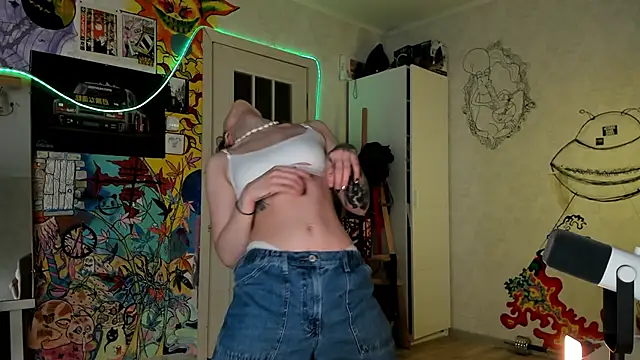 Sunny Mouse  online show from 7, 1, 2025