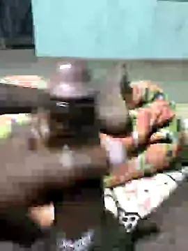 Snapshot of SILENT_FUCKER_01 chatting on 16, 12, 2024 SILENT FUCKER 01 online show from 16, 12, 2024