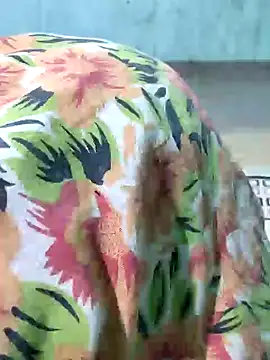 Snapshot of SILENT_FUCKER_01 chatting on 24, 1, 2025 SILENT FUCKER 01 online show from 24, 1, 2025