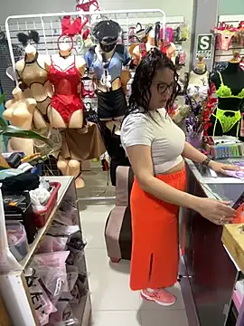 ROSALIALUCY online show from 15, 1, 2025