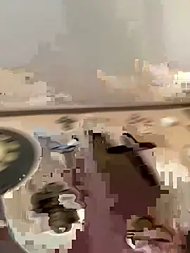 Snapshot of Heyoitskeyss chatting on 15, 4, 2026 Heyoitskeyss online show from 15, 4, 2026