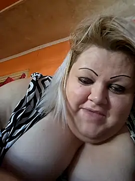 Snapshot of ducicsajsziii chatting on 6, 11, 2025 ducicsajsziii online show from 6, 11, 2025