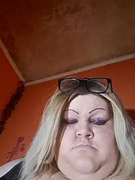 ducicsajsziii online show from 23, 4, 2026