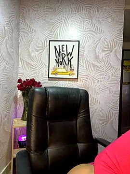 Snapshot of sexyyykloee chatting on 17, 10, 2025 sexyyykloee online show from 17, 10, 2025