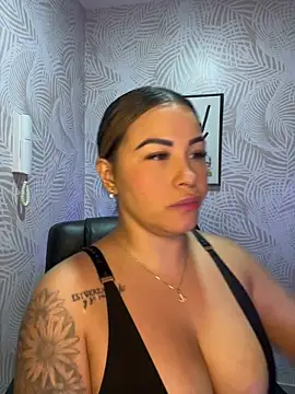 Snapshot of sexyyykloee chatting on 26, 2, 2026 sexyyykloee online show from 26, 2, 2026