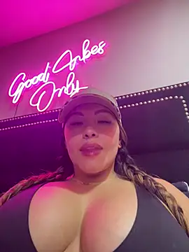 sexyyykloee online show from 25, 6, 2026