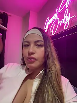 sexyyykloee online show from 24, 7, 2026