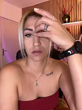 Snapshot of sofiah_ chatting on 1, 12, 2025 sofiah online show from 1, 12, 2025