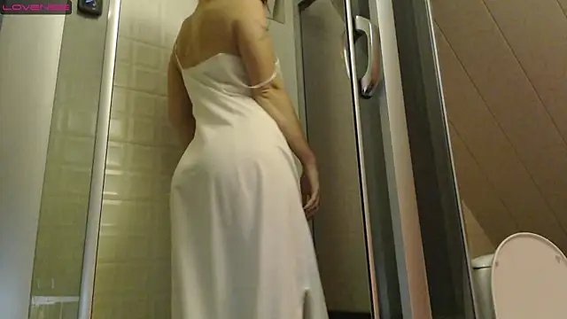 Snapshot of RubyLynxx chatting on 26, 10, 2025 RubyLynxx online show from 26, 10, 2025