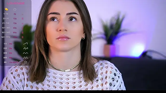 AishaCarter online show from 29, 10, 2025