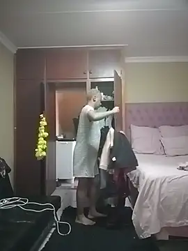 ShooingBunch online show from 11, 3, 2026