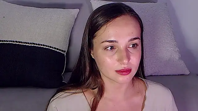 MeIisaLove online show from 3, 2, 2025